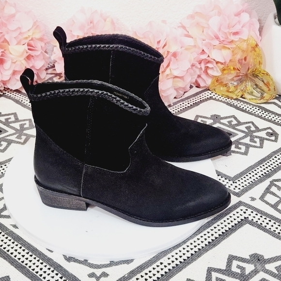 JOURNEE Collection Womens Carmela Black Leather Ankle Ankle Boots Size 6 - Picture 6 of 11